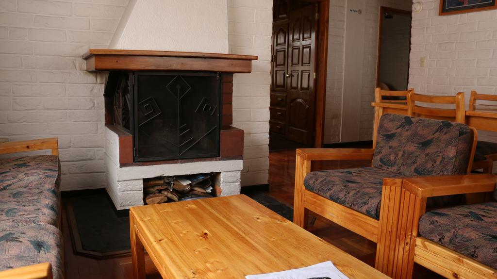 Apartamentos Los Quipus Quito Oda fotoğraf