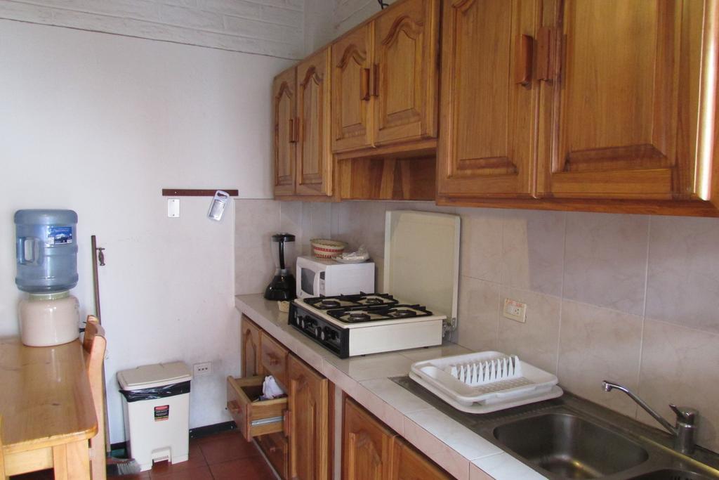 Apartamentos Los Quipus Quito Oda fotoğraf