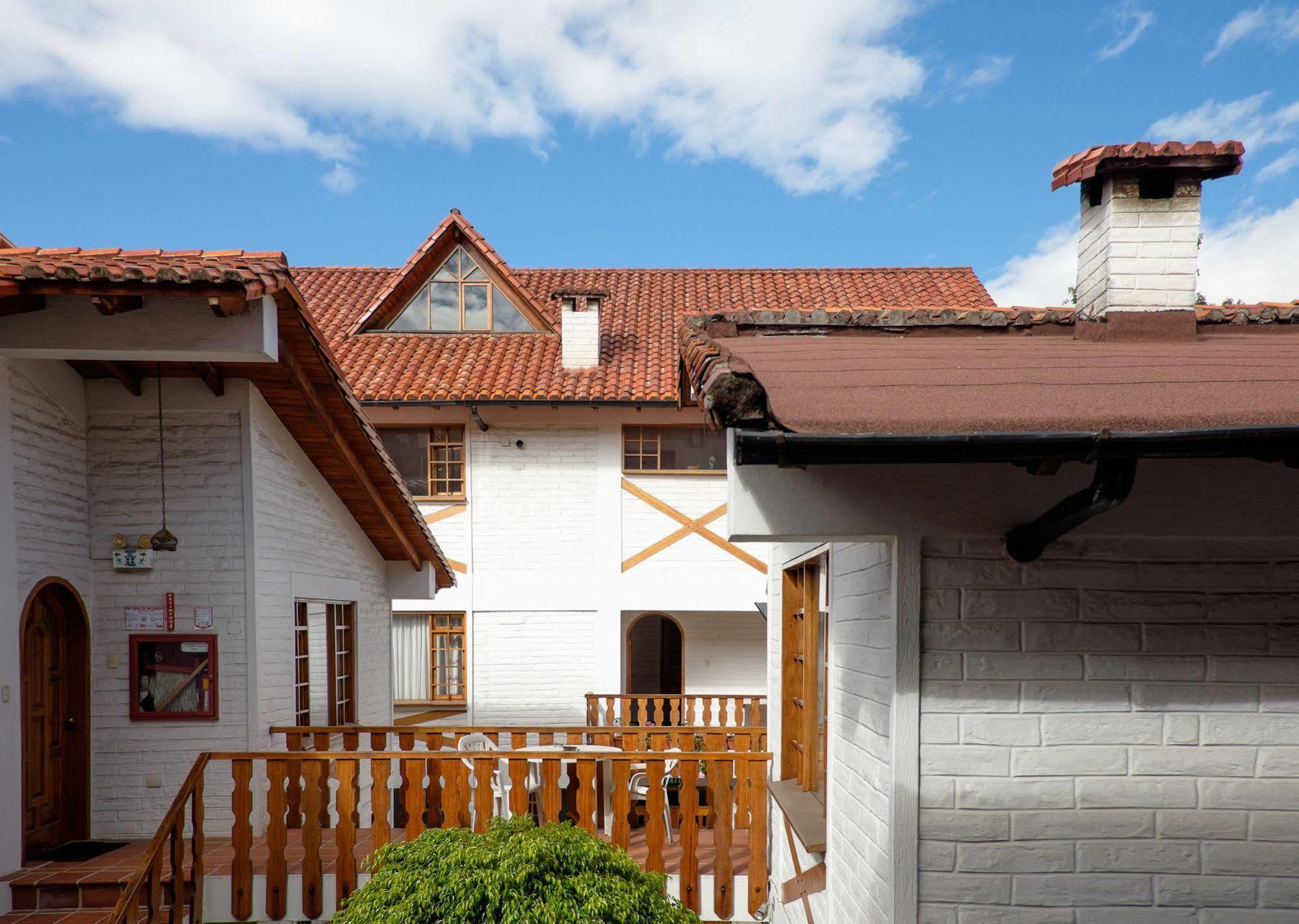 Apartamentos Los Quipus Quito Dış mekan fotoğraf